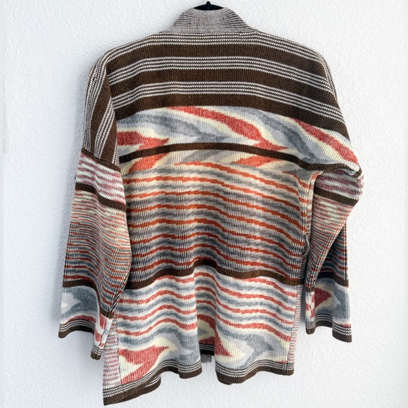 Vintage 1970s Kennington Brown Striped Wrap Cardigan Sweater size medium - Picture 2 of 3
